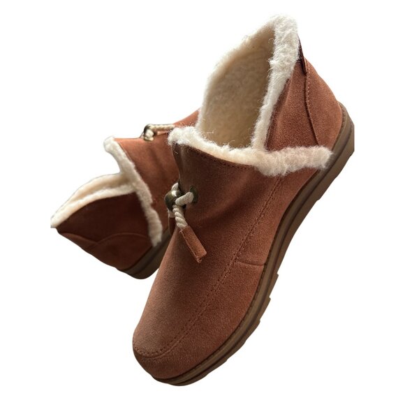 Muk Luks Ziggy Sunset Blvd. Booties Faux Fur Lined Suede Upper Tassels Size 9.5 - Picture 2 of 6